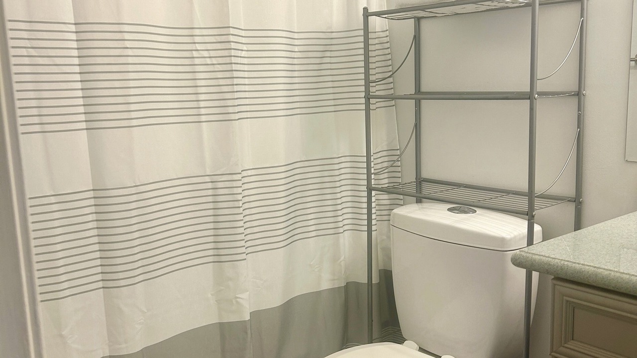 Photo of Bathroom in Grande Lagoon Lakes