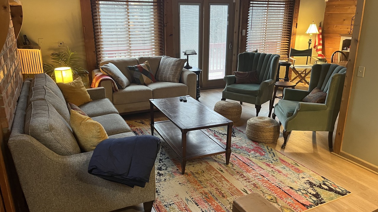 Photo of Livingroom in Northeast Michigan