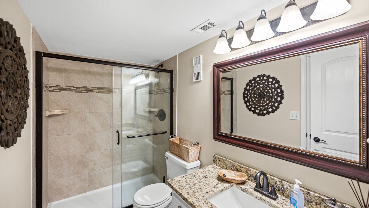 Photo of Bathroom in Gulf Shores