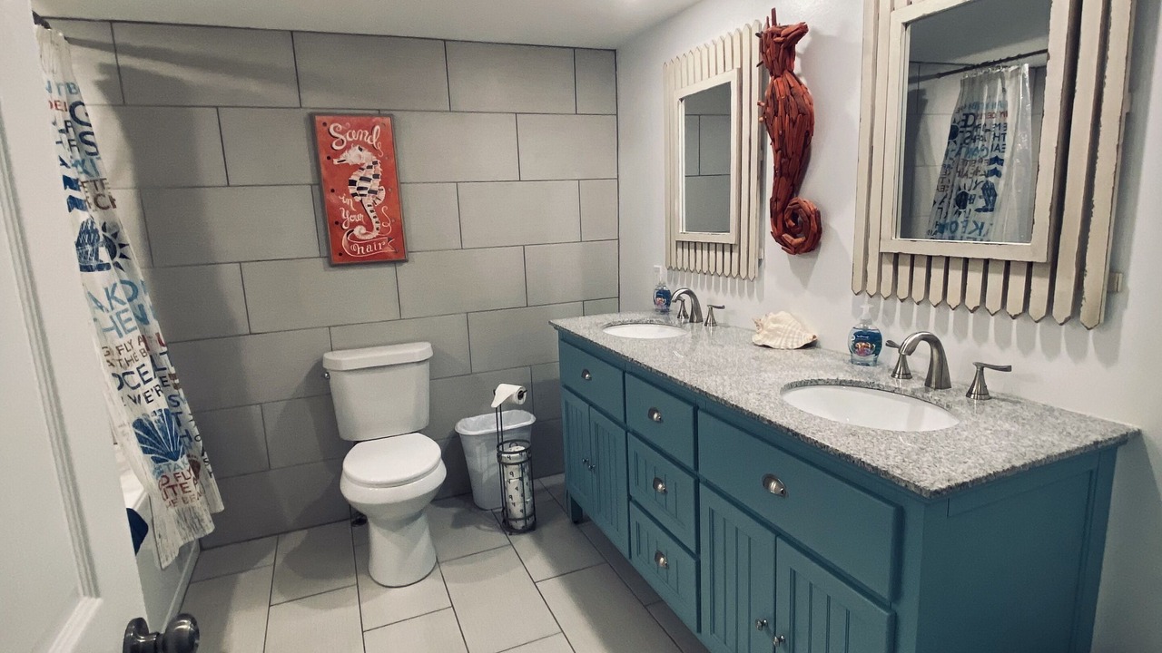 Photo of Bathroom in Irons