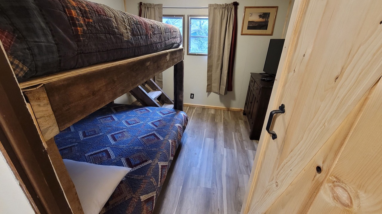 Photo of Bedroom in Au Train