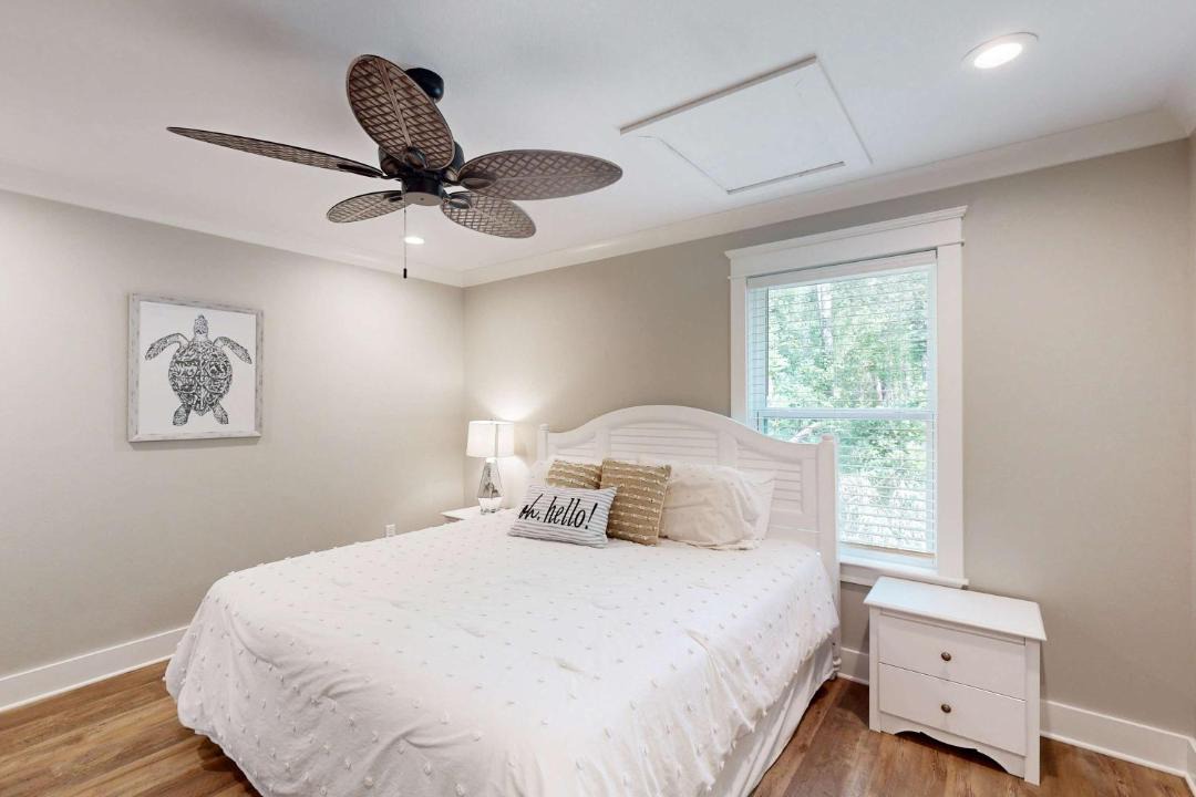 Photo of Bedroom in Dauphin Island