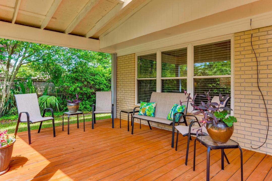 Photo of Patio Balcony in Ono Island