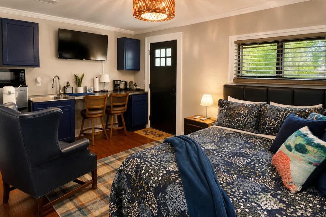 Photo of Bedroom in Montgomery