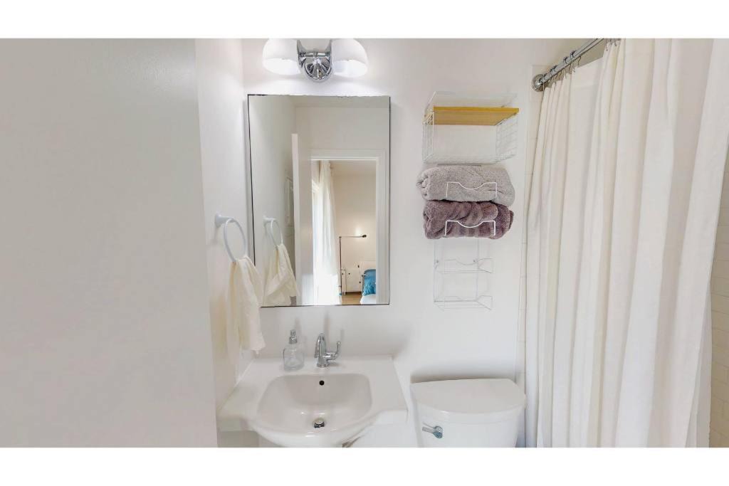 Photo of Bathroom in Gulf Shores