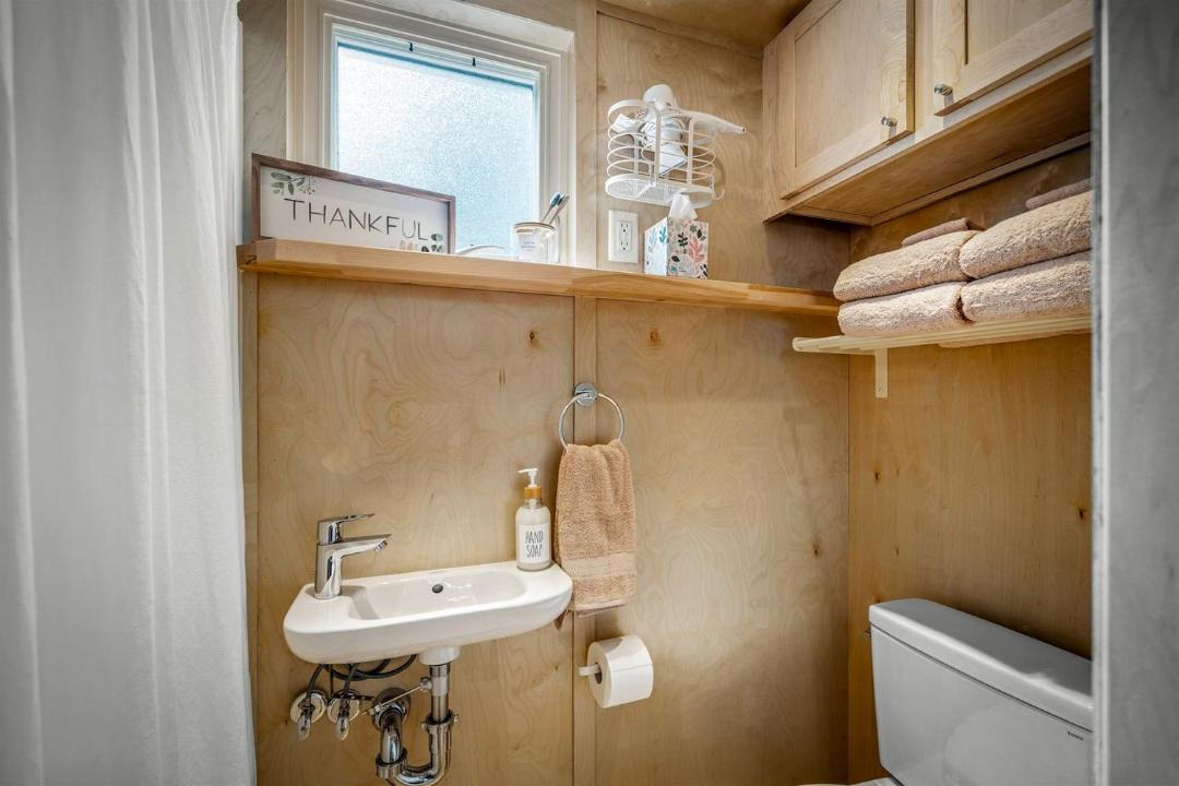 Photo of Bathroom in Mentone
