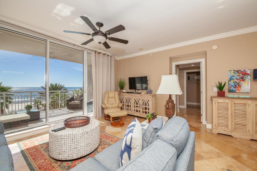 Photo of Livingroom in Ono Island