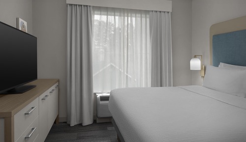 Suite, 1 King Bed, Non Smoking