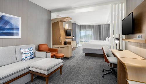 Suite, Multiple Beds