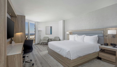 Standard Room, 1 King Bed (View)