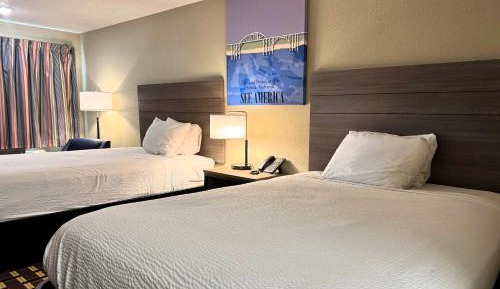 Double Room with Two Double Beds - Non-Smoking