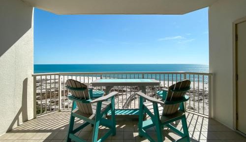 One-Bedroom Apartment - Oceanfront