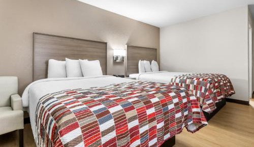 Deluxe Room with Two Queen Beds Non-Smoking