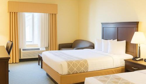 Room with Two Queen Beds with Sofa Bed - Non-Smoking