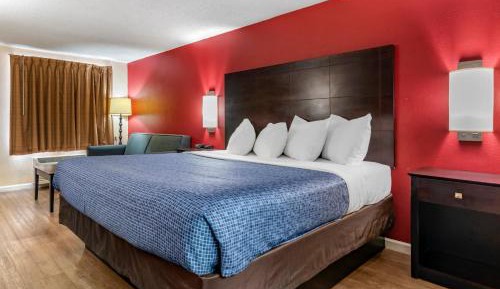 King Room - Accessible/Non Smoking