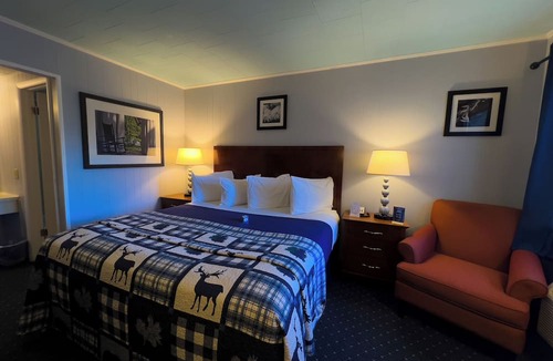 Mackinaw City Hotel | American Boutique Inn - Lakeview