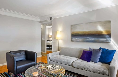 Brookwood Apartment | Brookwood Courtyard by BCA Furnished Apartments Bcc2b 09 I