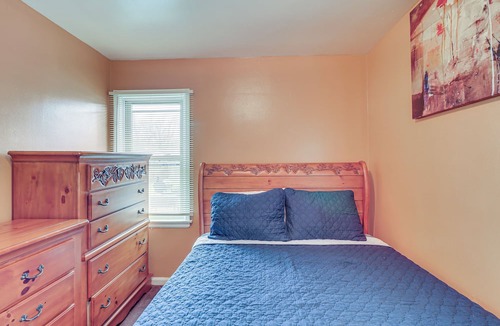 Detroit Cottage | Family-friendly Detroit Home: 12 Mi to Downtown!