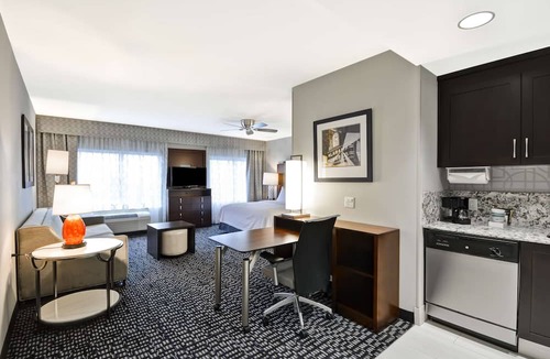 Five Points South Hotel | Homewood Suites by Hilton Birmingham Downtown Near UAB