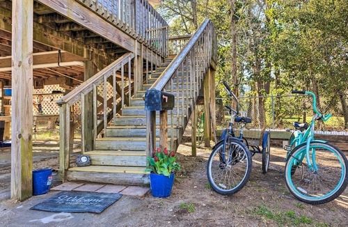Theodore Apartment | Coden Vacation Rental w/Bay Access!