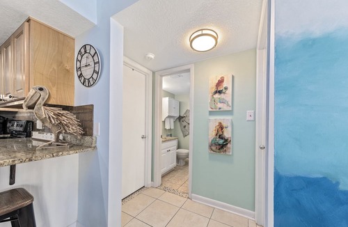 Orange Beach Condo | NEWLY RENOVATED CONDO- ON BEACH