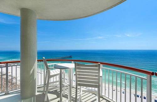 Navarre Beach Condo | Beach Colony East 18B- 2BD/2BA Gulf front Penthouse 2B w/Beach Chair Service
