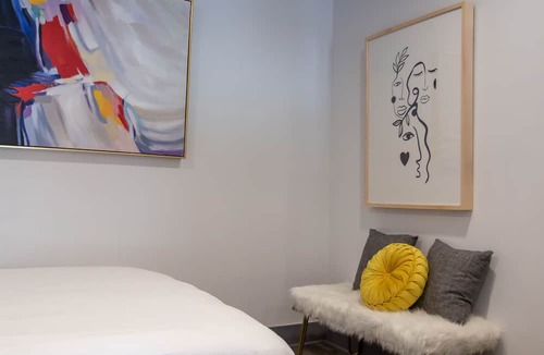 Five Points South Apartment | Charming Tiny House W/Free Parking