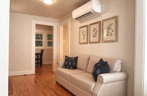 Hannon Park Apartment | Fresh & Comfy Studio Apartment w/Kitchenette
