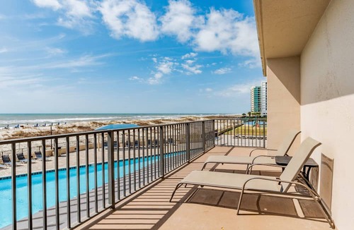 Orange Beach East Condo | 2nd Floor, HUGE Balcony, Premium Phoenix X Condo!