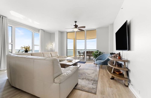 Ono Island Condo | Beach Colony East Penthouse 16A