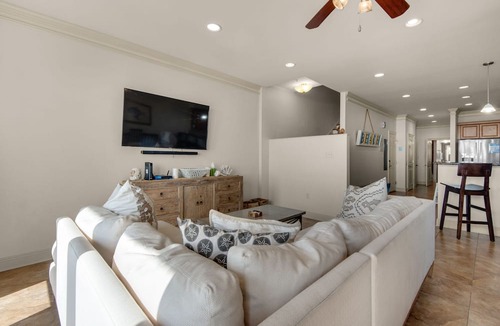 White Sands Condo | 🏖️Luxury Beachfront Condo-Incredible Views-4BR White Sands 447