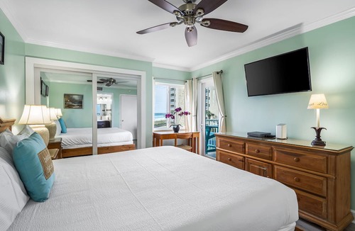 Holiday Isle Condo | 320- Beautifully remodeled Beachfront Condo, spectacular views