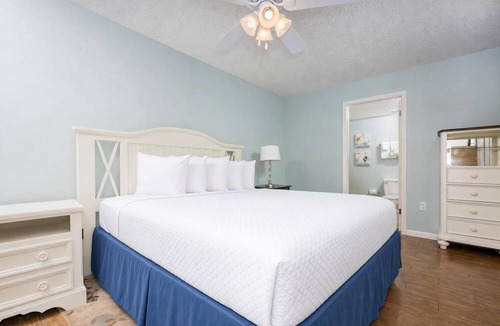 Orange Beach Condo | WEEKLY SPECIALS! LOW FLOOR - 2BR Condo @ Phoenix V