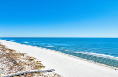 Orange Beach East Condo | NEW to the Rental Market! Phoenix IX! Gorgeous 2BR, Gulf front!