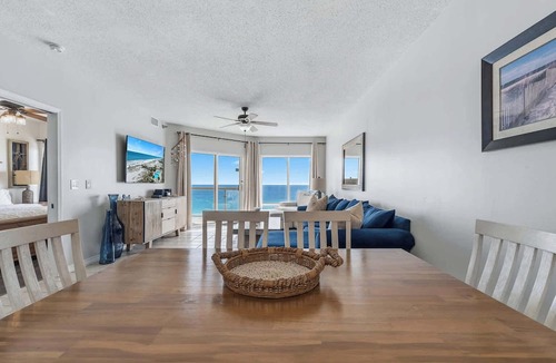Pensacola Beach Condo | Emerald Isle 702 - 𝑺𝒐𝒖𝒕𝒉𝒆𝒓𝒏 𝑺𝒂𝒑𝒑𝒉𝒊𝒓𝒆