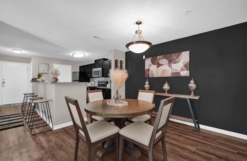 Crestline Heights Apartment | Upscale 3BR Home | Near The Summit.
