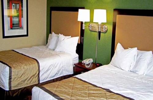 Huntsville Apartment | 2 Full Beds | Non-Smoking, Kitchen