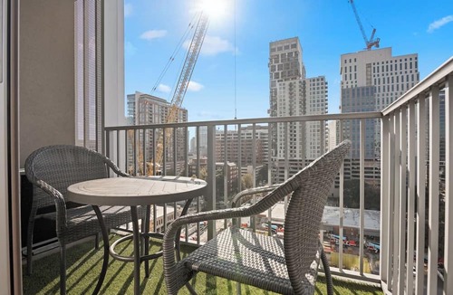 Midtown Apartment | Stylish and great location for business travelers, medical professionals or anyone looking to relax in the Urban Oasis of Midtown.