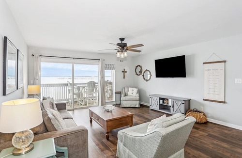 Innerarity Townhomes House | Dolphin Bay- 2BR/2.5BA Perdido Key Bayfront home