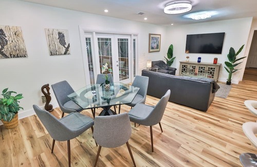 Scenic Heights House | NEW on VRBO Villa Capri Luxe Coastal Resort 4-bed 2 luxury baths.Best Location!