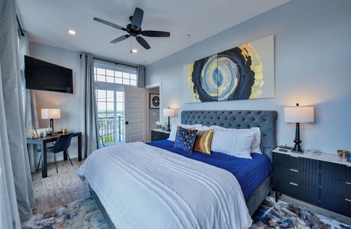 Tuscaloosa Condo | Airavata Corner! Steps away from Amphitheater and downtown!
