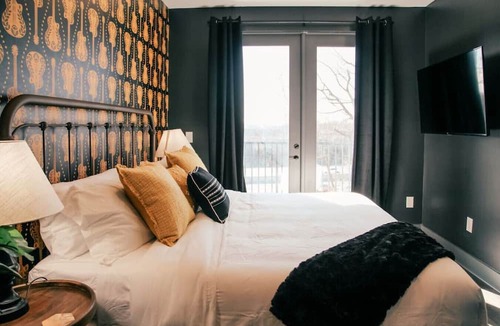 Rolling Mill Hill Condo | Music City Muse in Downtown Nash near Broadway
