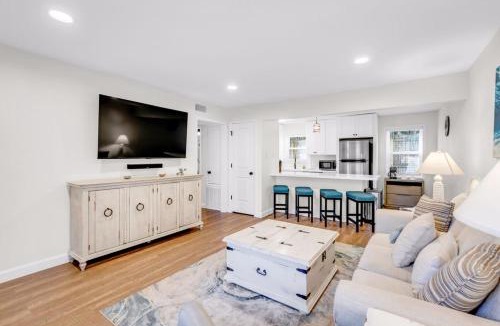 Biloxi Apartment | The Porter Chamber