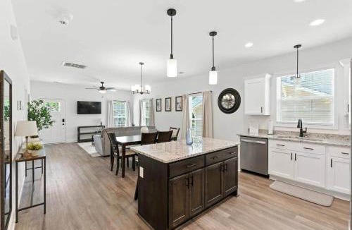 Cedartown House | Heart of Cedartown and 1 minute to the Silver Comet Trail