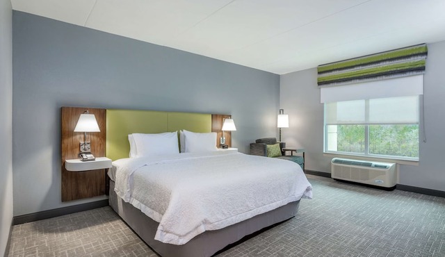 Hampton Inn & Suites Saraland Mobile
