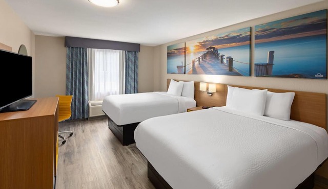 Days Inn by Wyndham Lincoln
