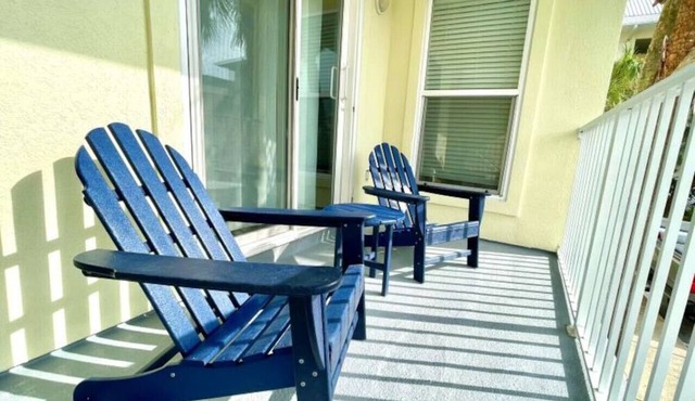 Drop Anchor 2 & 3-Night Beach Getaways Pool 3-Min Walk to Beach