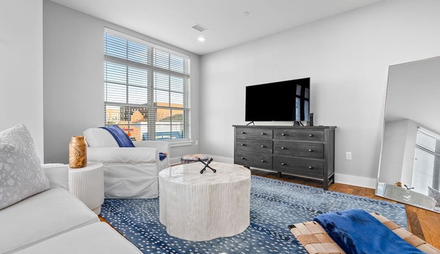 Custom Suite over Target - Downtown AU 209