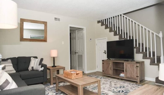 Townhomes Near the Bay - #7