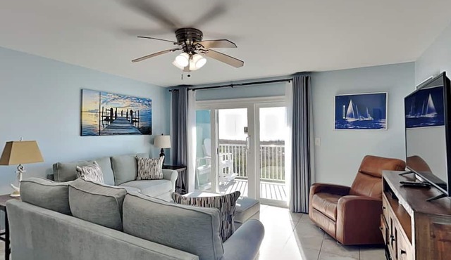 Perdido Key Beach Condo with Private Balcony Just Steps to the Beach!